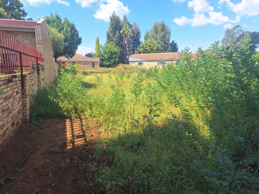 0 Bedroom Property for Sale in Grimbeeck Park North West